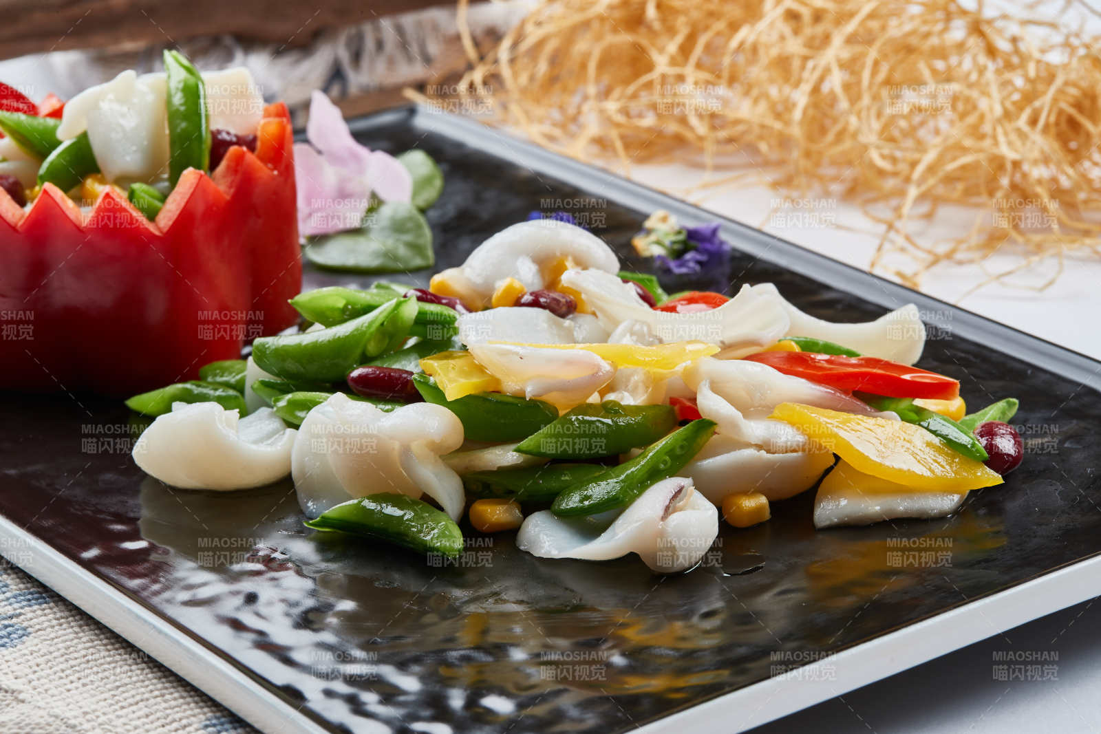 彩椒红豆玉米炒螺片图片