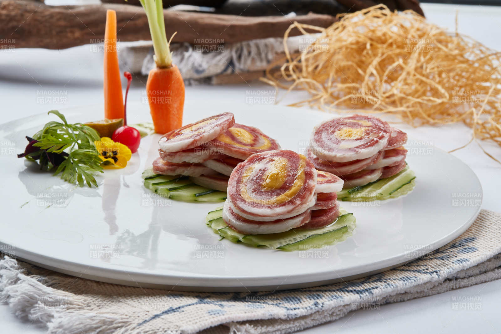 油炸玉子烧虾仁蛋卷图片