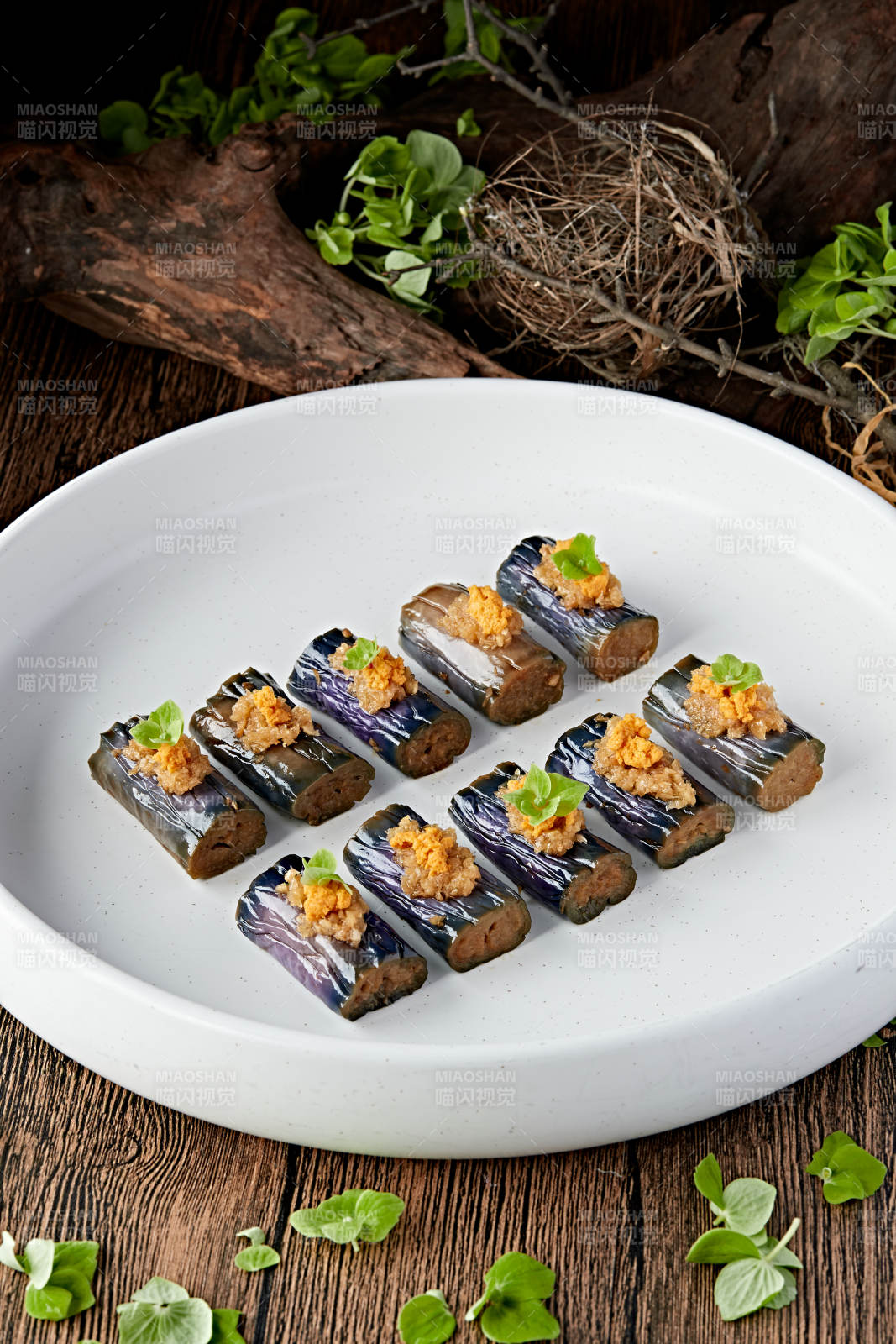 川味熏腊肠切片图片