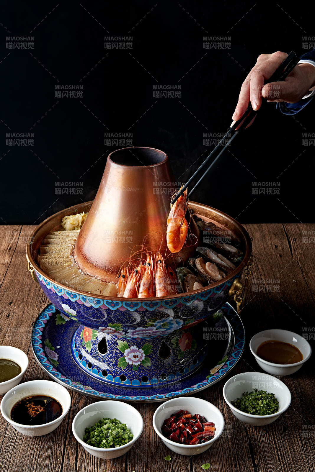 农家美味猪肉粉条酸菜配拿糕图片