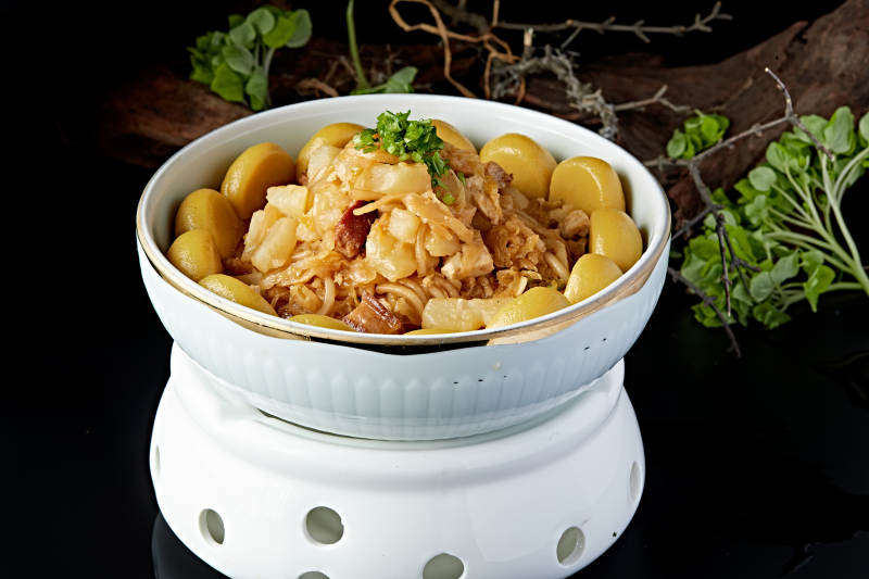 藤椒香辣水煮牛肉图片