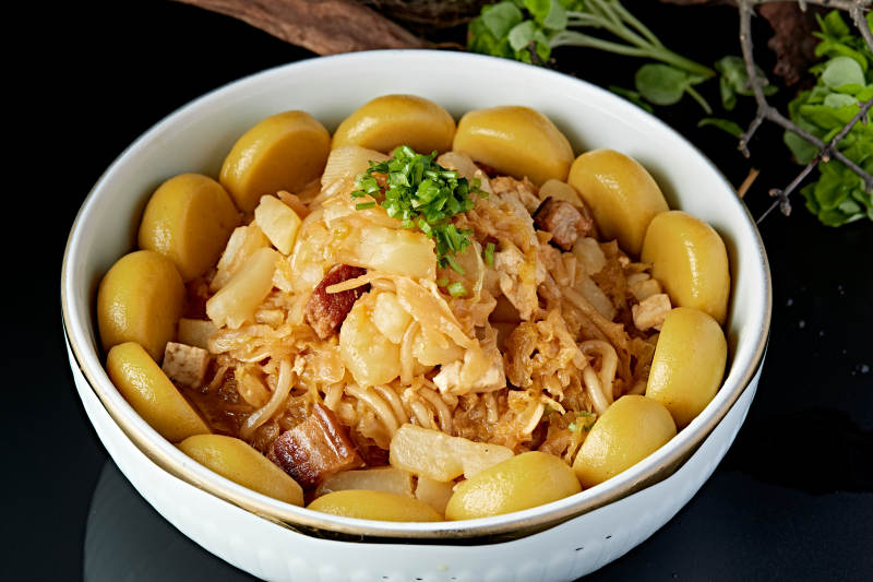 藤椒香辣水煮牛肉图片