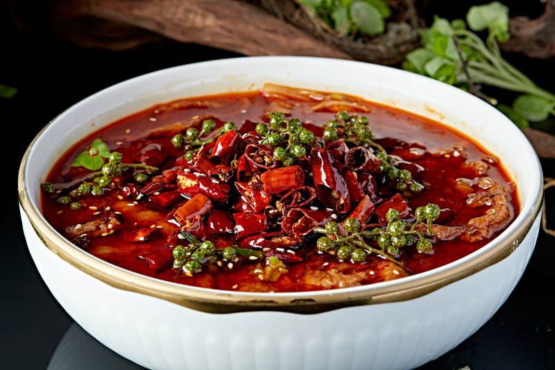 锡纸铁板酱香烧茄盒图片