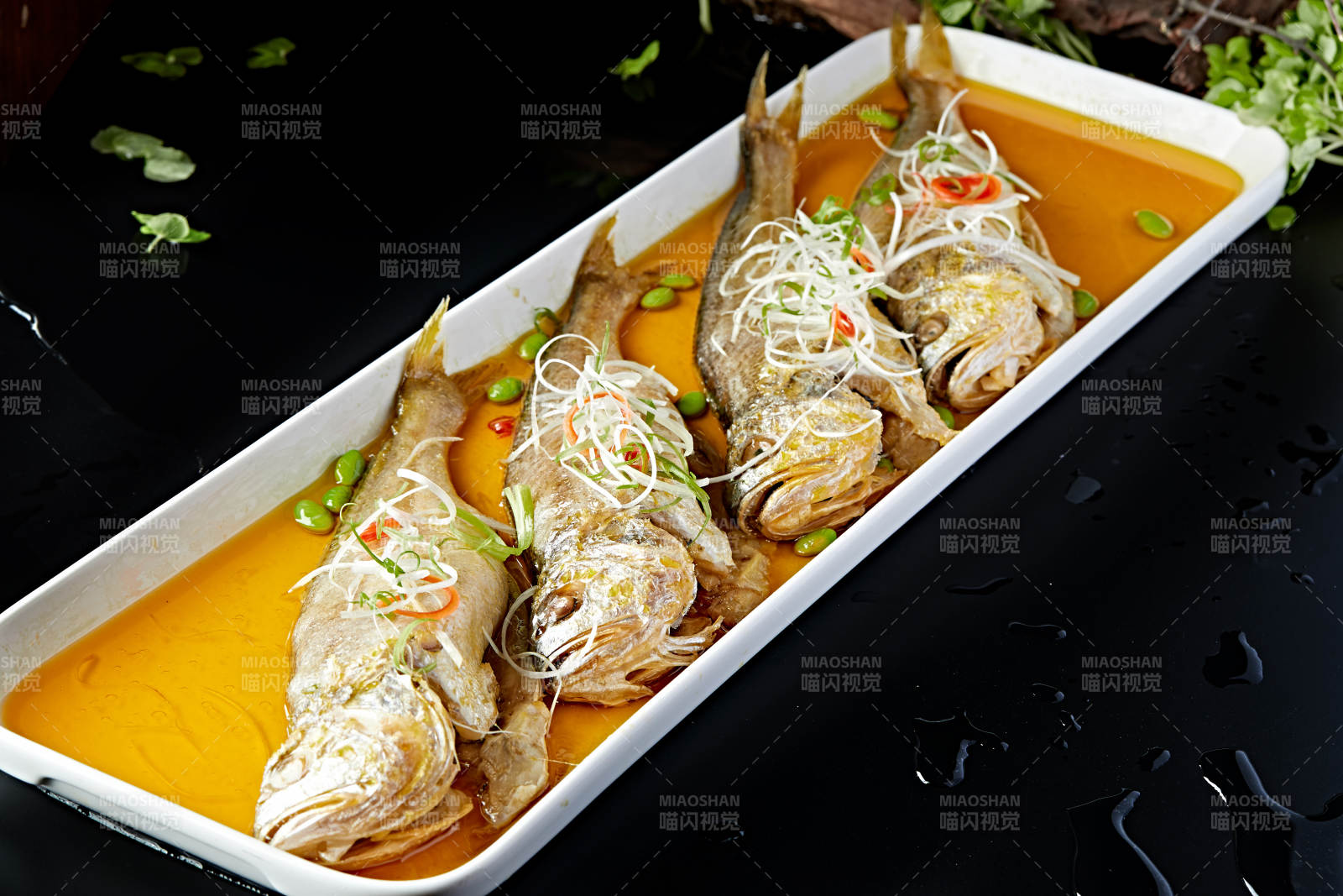 浇汁蛏子蒸丝瓜图片