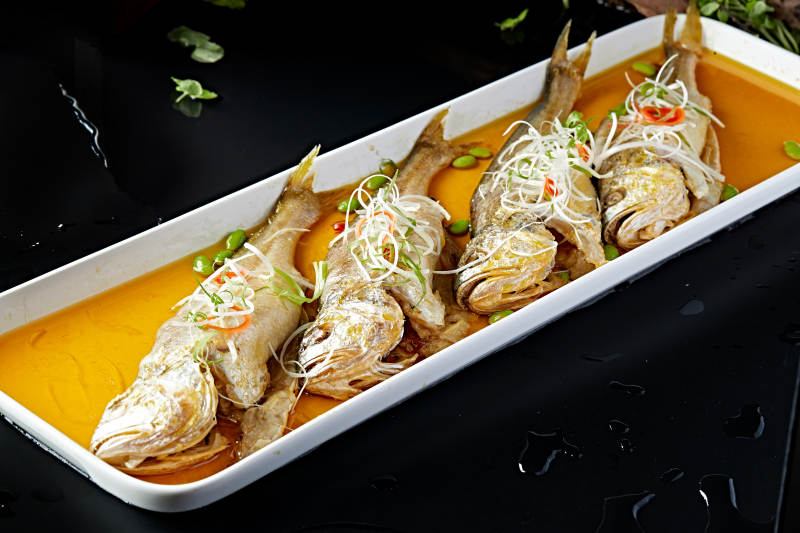 浇汁蛏子蒸丝瓜图片