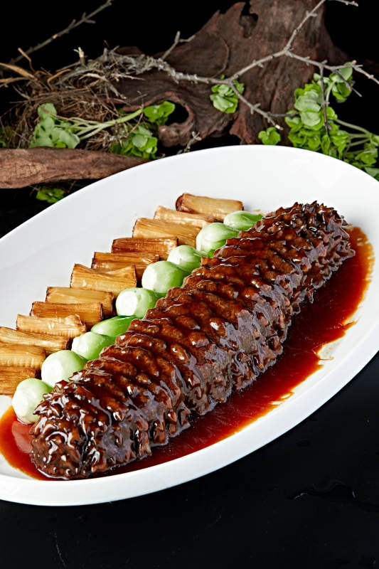 鲁菜葱烧浇汁寿桃梅花参图片