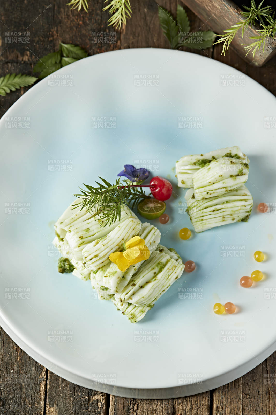 芥香山葵墨鱼花图片