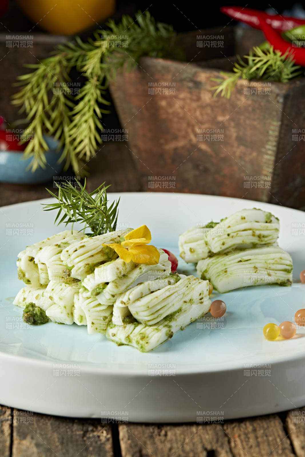 芥香山葵墨鱼花图片