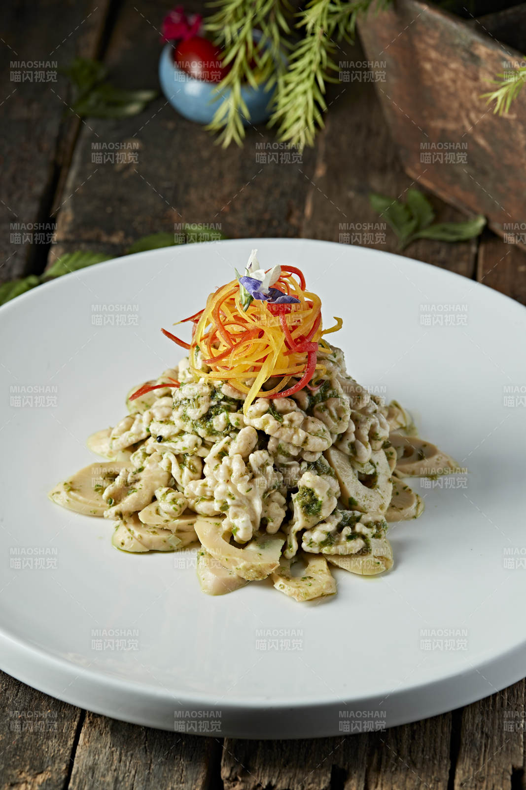 葱香口蘑核桃仁图片