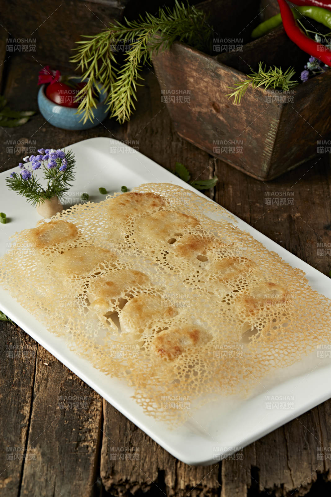 渔网酥脆煎饺图片