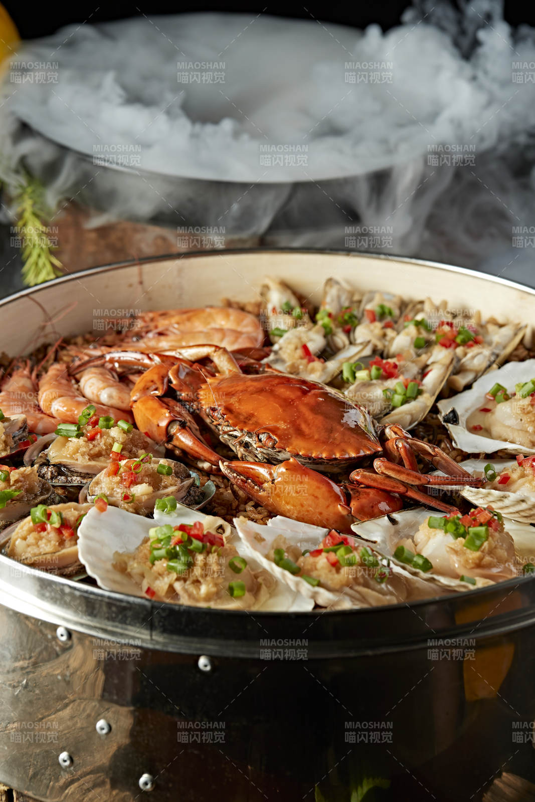 超级香蒸蒜蓉香辣海鲜大咖图片