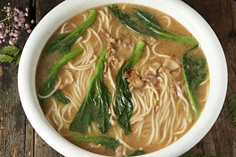 家常菜心羊肉汤面图片