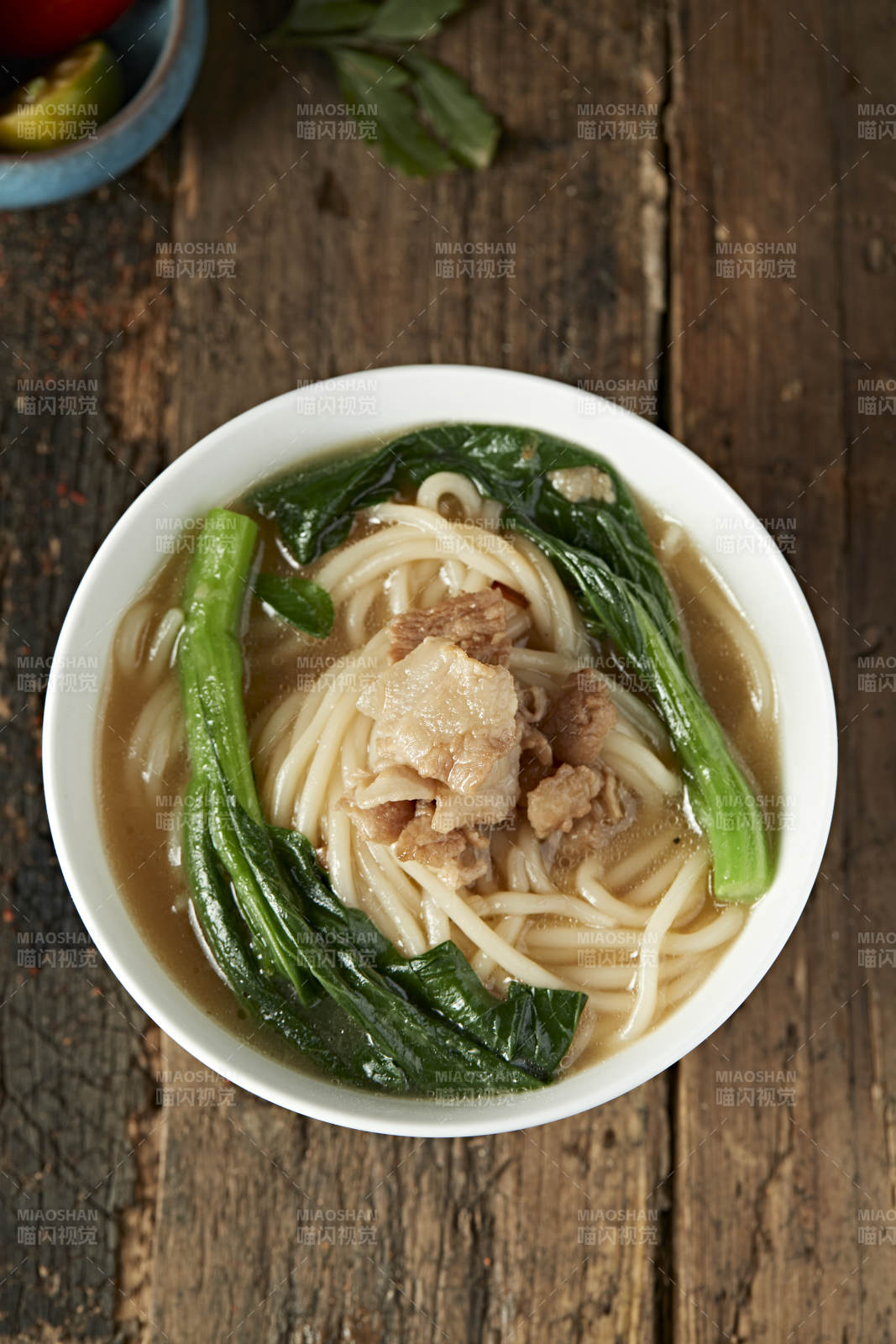 家常菜心羊肉汤面图片