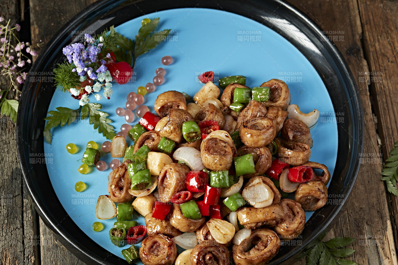 双椒蒜香焗肥肠图片