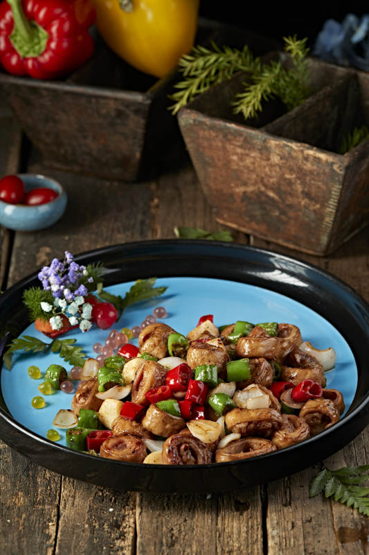 双椒蒜香焗肥肠图片