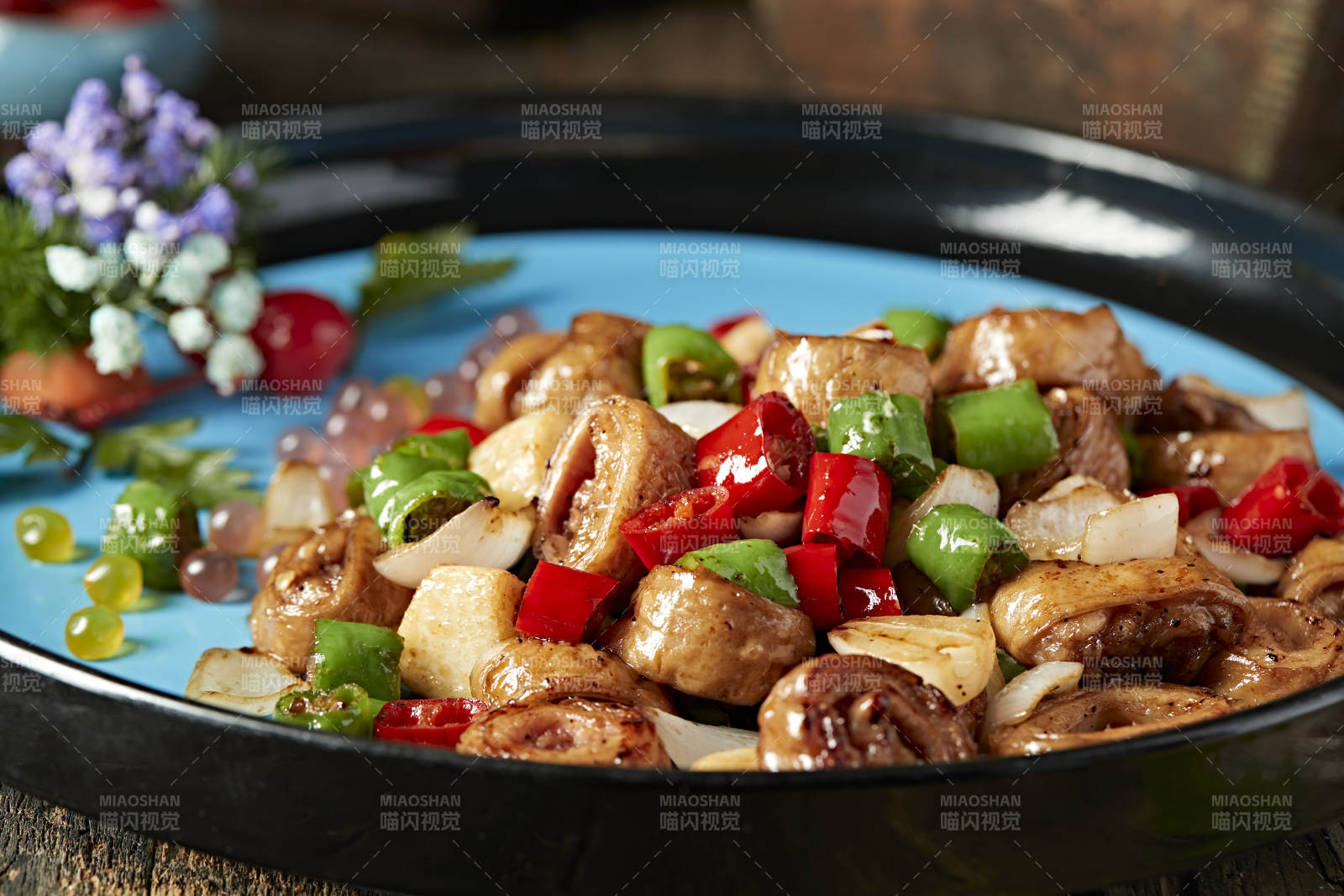 双椒蒜香焗肥肠图片