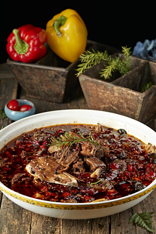 麻辣红油川香炖鹅肉图片