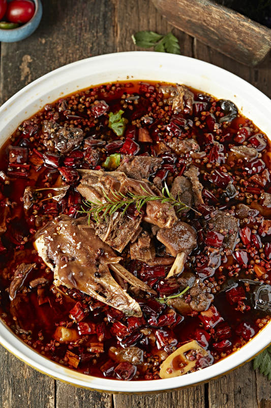麻辣红油川香炖鹅肉图片