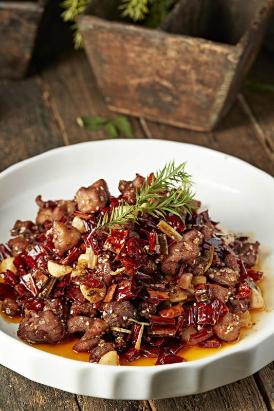 川味香辣爆兔丁图片