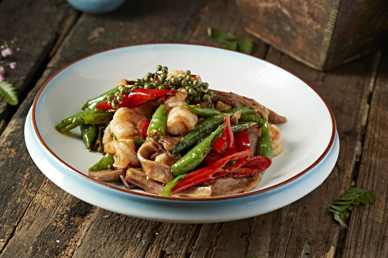 藤椒香辣双椒猪肚大虾仁图片