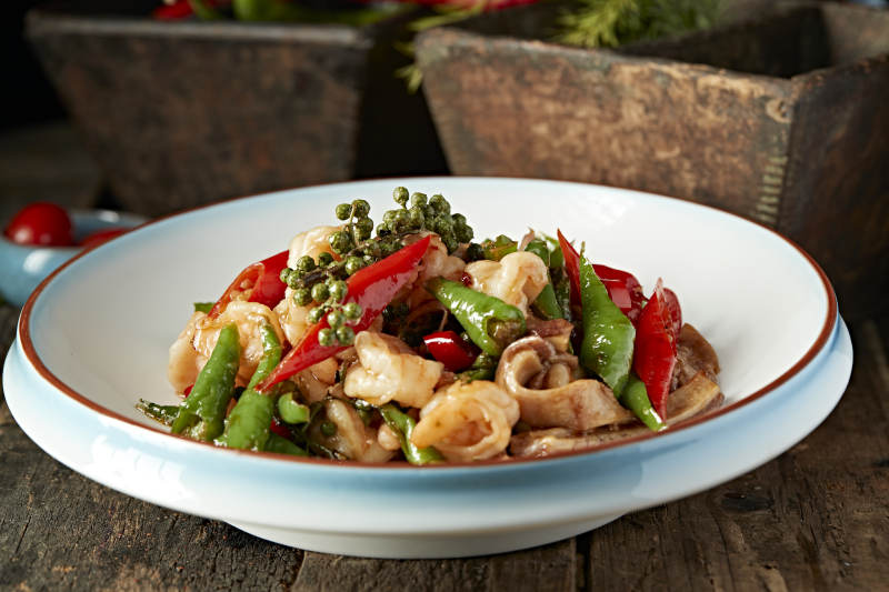 藤椒香辣双椒猪肚大虾仁图片