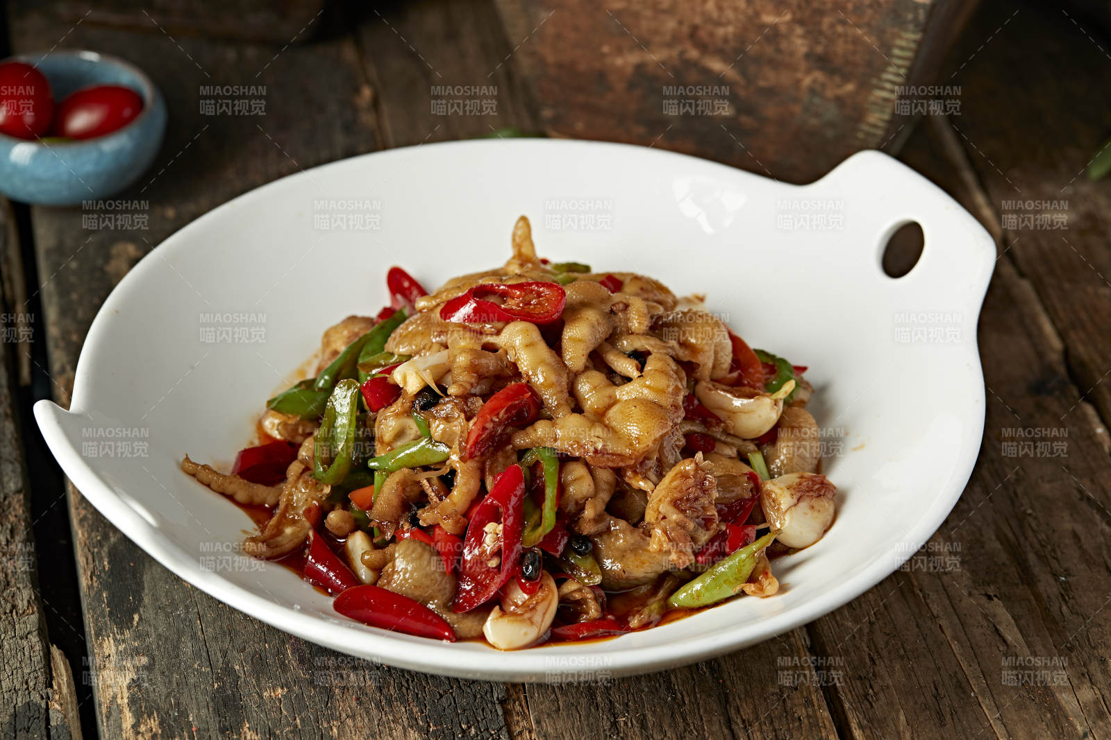 香辣爆炒脱骨凤爪图片