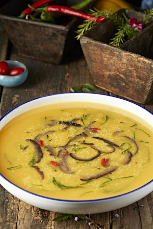 枸杞海参金米粥图片