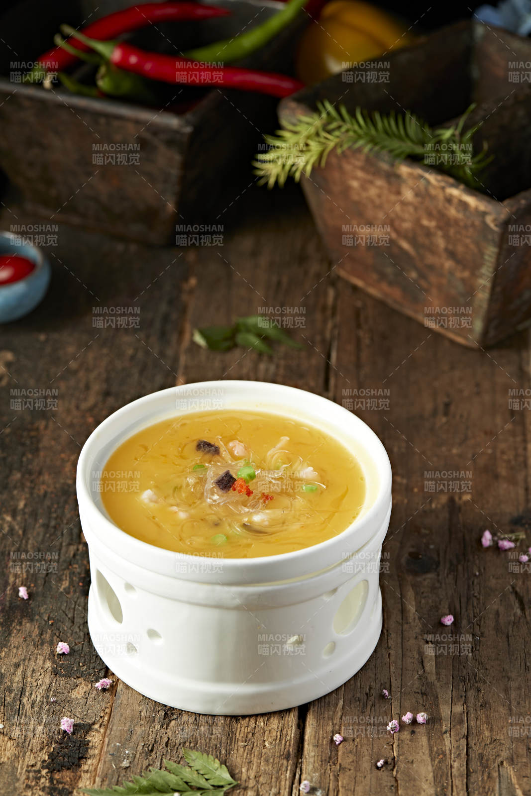 浓汤黑松露海米烩鱼翅图片