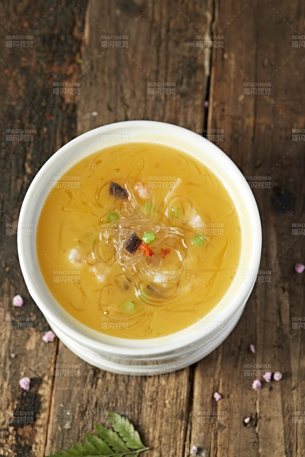 浓汤黑松露海米烩鱼翅图片