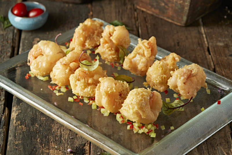 咸蛋黄焗深海大虾球图片