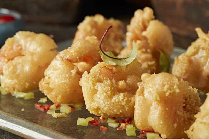 咸蛋黄焗深海大虾球图片