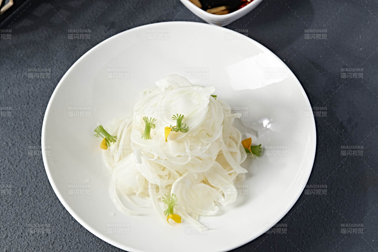 精美小凉菜凉拌茴香头图片