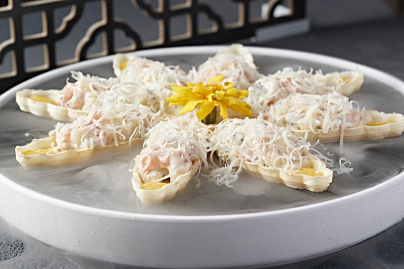 军舰水果沙拉芝士海虾仁图片