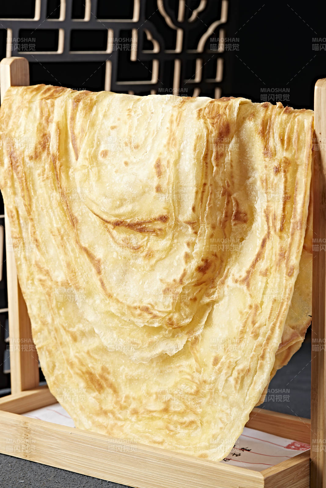 新派面食晾衣大饼图片