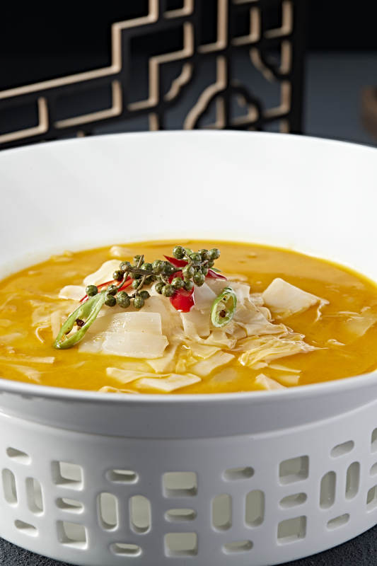 浓汤藤椒炖笋衣图片