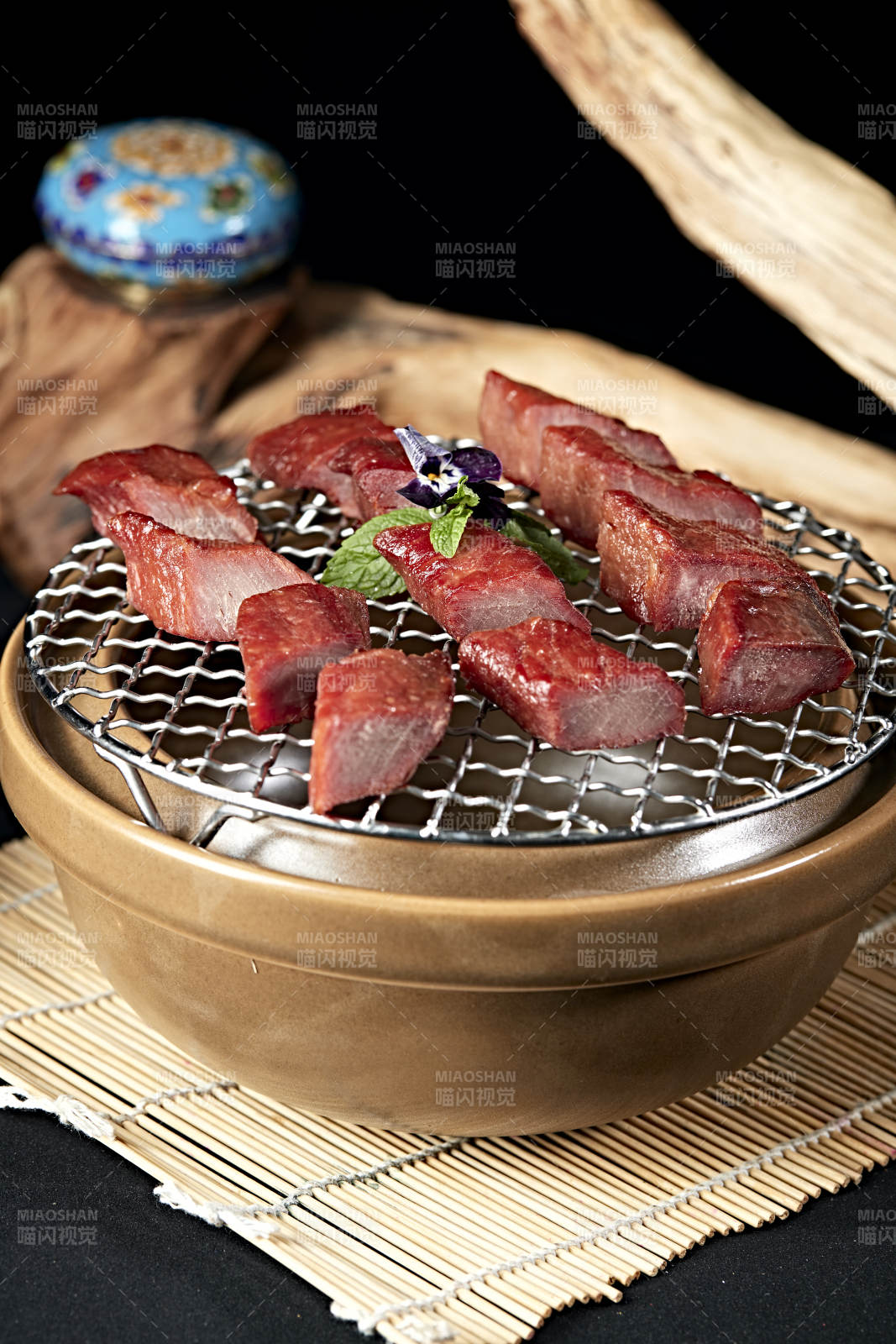 泥炉炭烧港式秘制叉烧肉图片