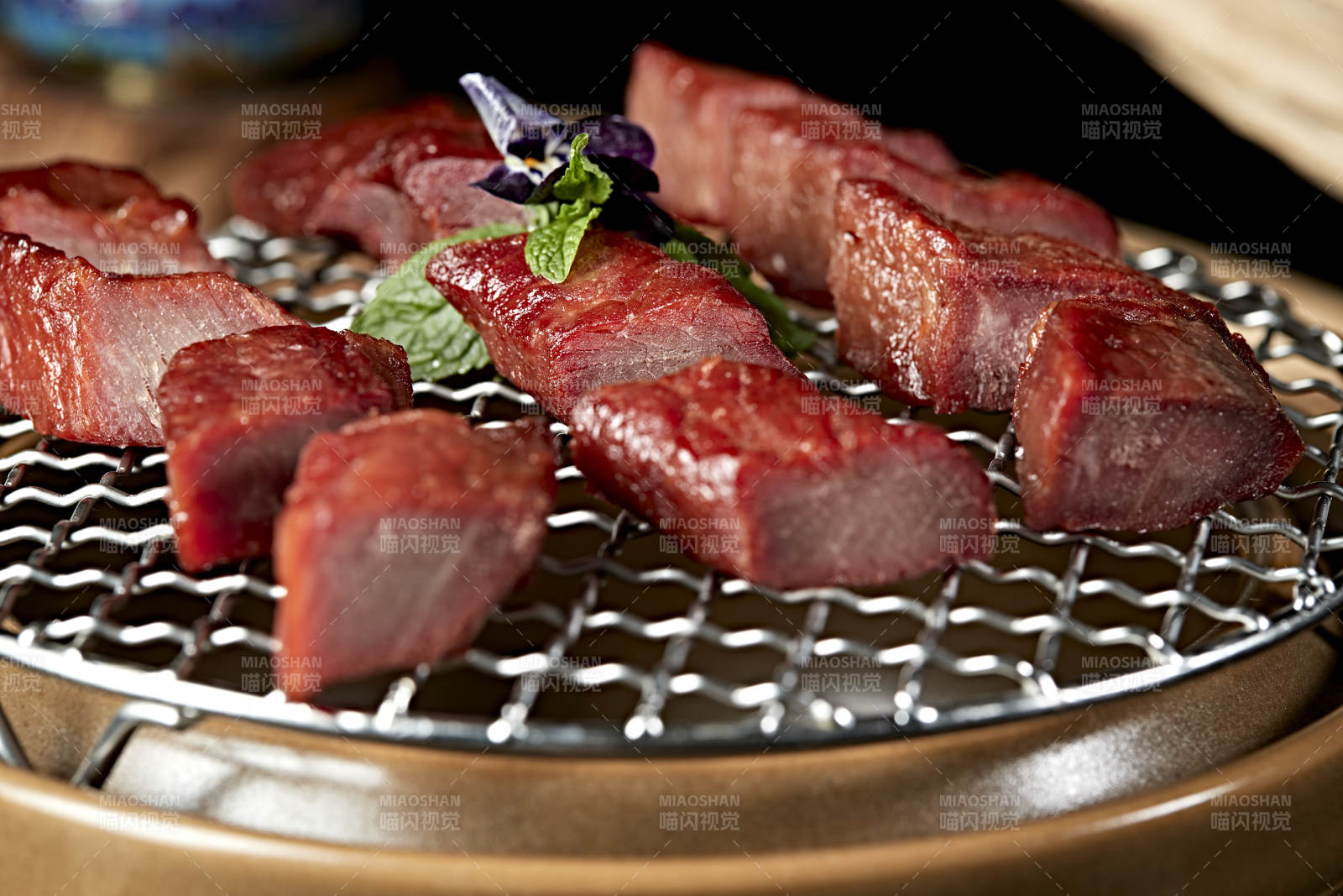 泥炉炭烧港式秘制叉烧肉图片