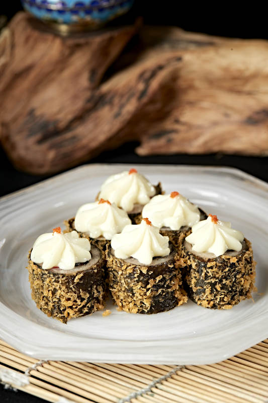 美乃滋酱配紫菜鳕鱼蟹籽卷图片