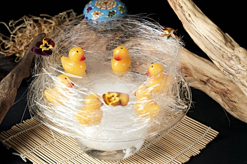 美味茶餐糖丝芒果果冻小黄鸭图片