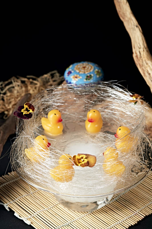 美味茶餐糖丝芒果果冻小黄鸭图片