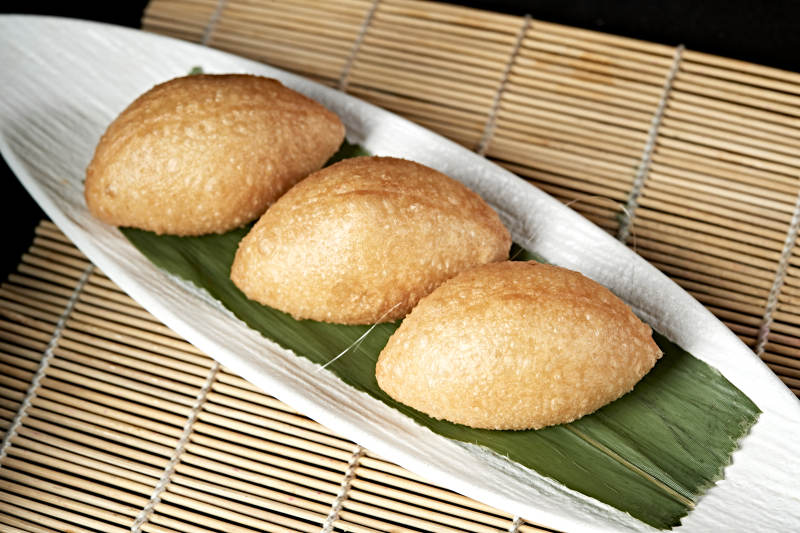 美味茶餐港式油炸酥皮酱肉包图片