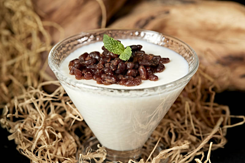 美味鲜奶红豆布丁图片