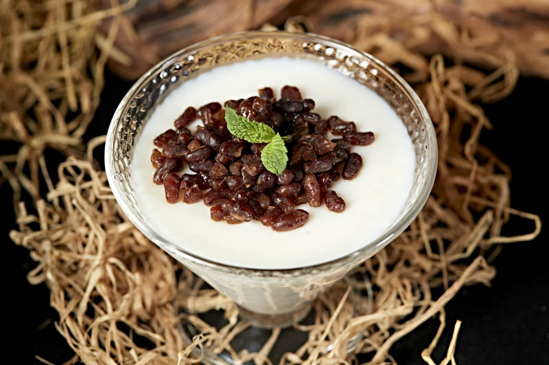 美味鲜奶红豆布丁图片