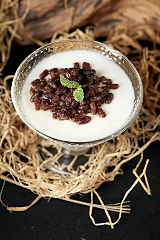 美味鲜奶红豆布丁图片