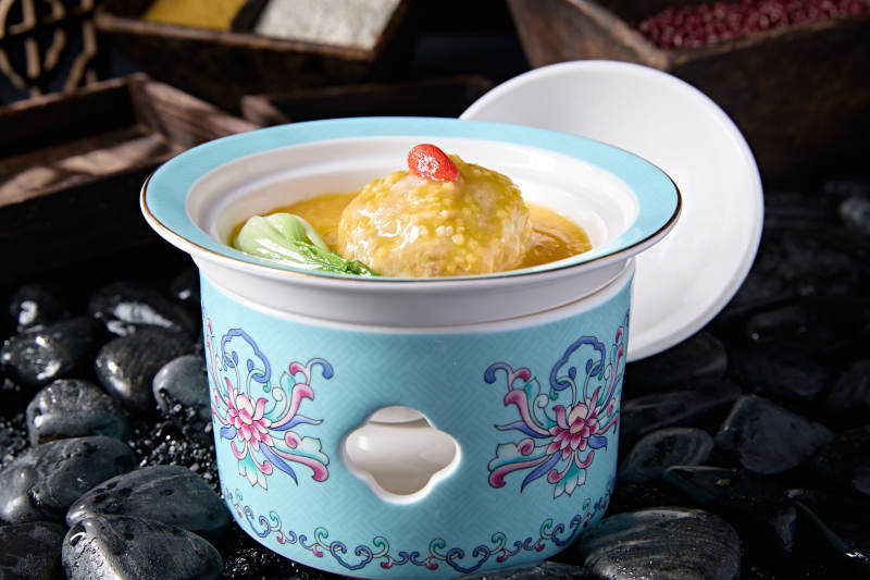 狮子头配金瓜黍米粥图片