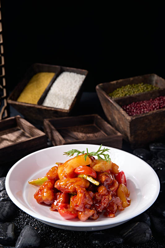 广式粤菜菠萝彩椒咕咾肉图片