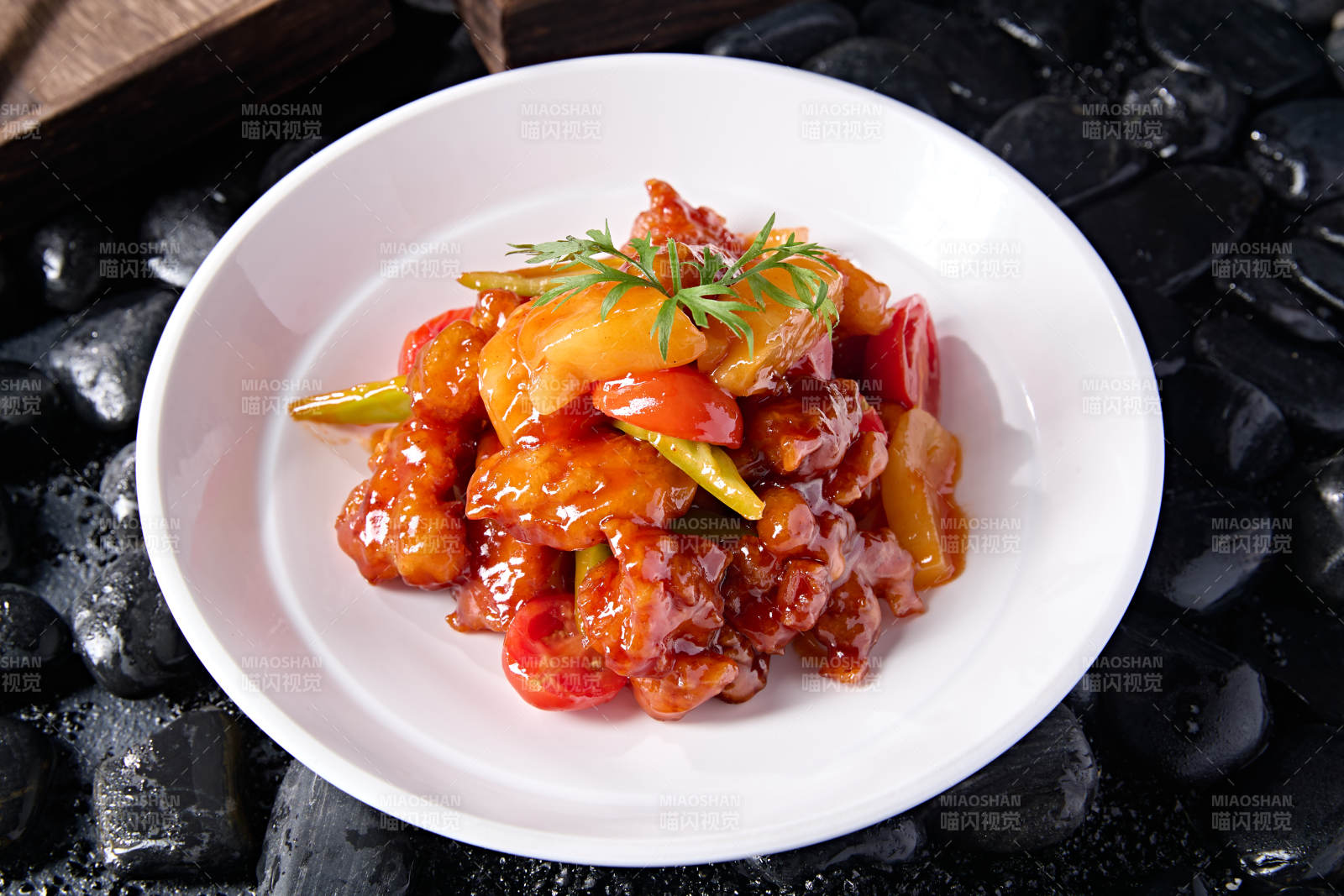 广式粤菜菠萝彩椒咕咾肉图片