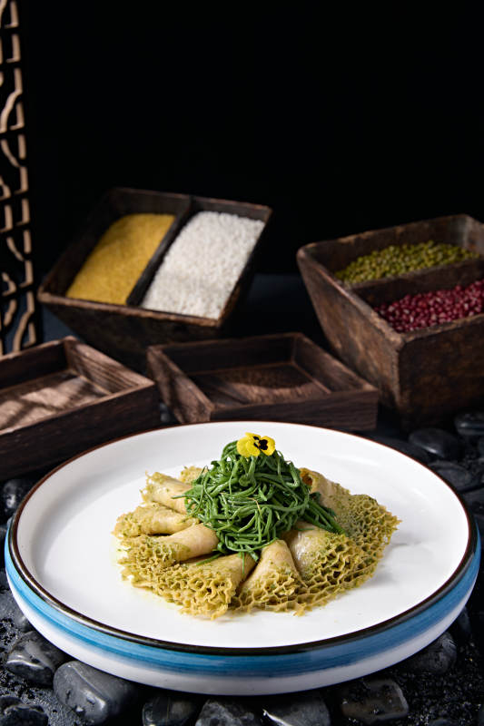 精美凉菜沙葱金钱肚图片