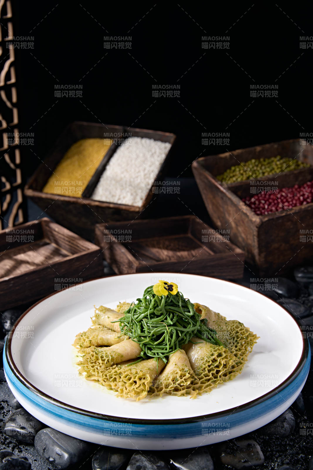 精美凉菜沙葱金钱肚图片