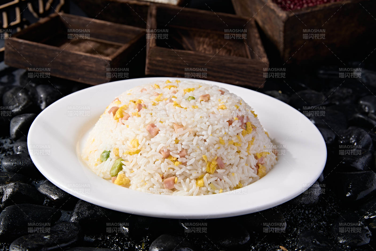 美味青豆火腿蛋炒饭图片